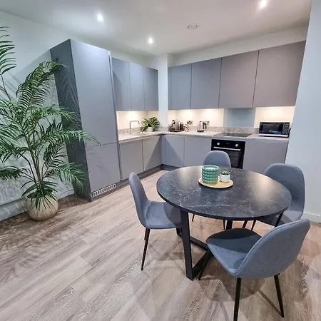 Stunning 4-Bedroom Townhouse With Free Parking Manchester Exterior foto