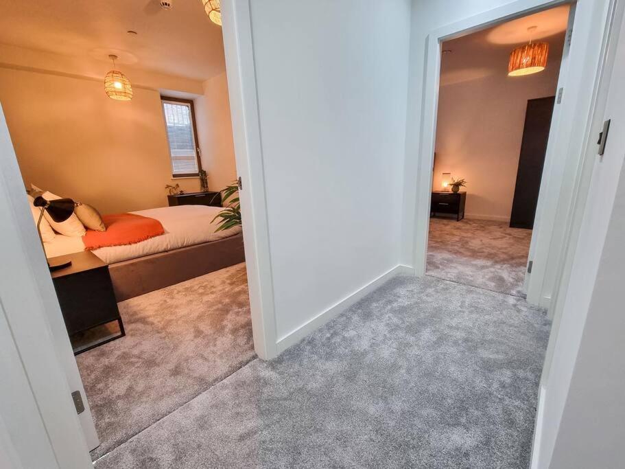 Stunning 4-bedroom Townhouse With Free Parking Ferienhaus Manchester
